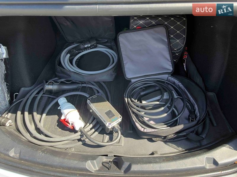 Седан Tesla Model 3 2019 в Києві фото 14 Седан Tesla Model 3 2019 в Києві