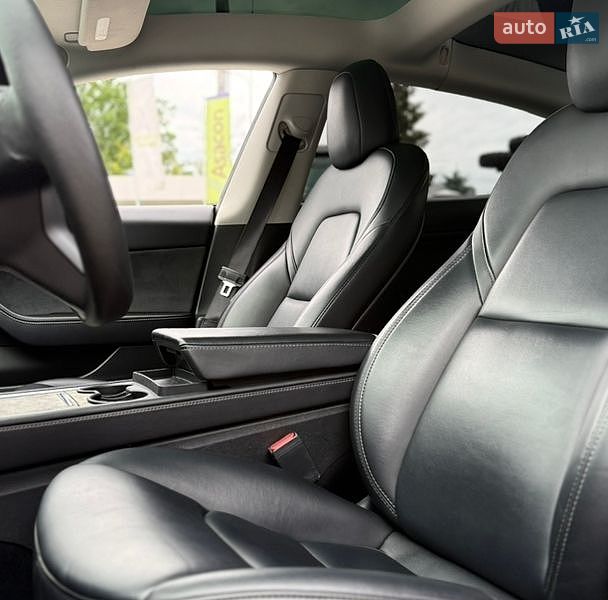 Седан Tesla Model 3 2022 в Виннице фото 24 Седан Tesla Model 3 2022 в Виннице