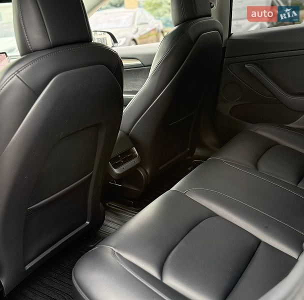 Седан Tesla Model 3 2022 в Виннице фото 25 Седан Tesla Model 3 2022 в Виннице