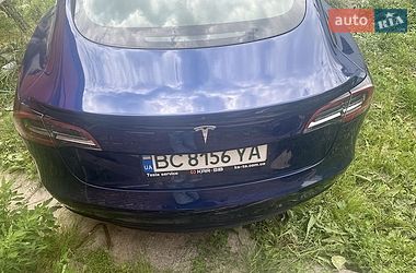 Tesla Model 3  2018