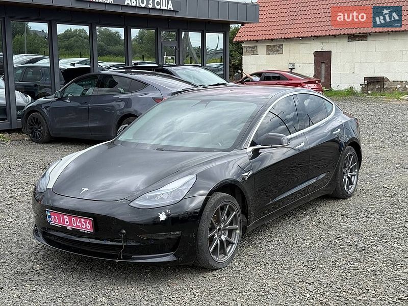 Tesla Model 3 2018
