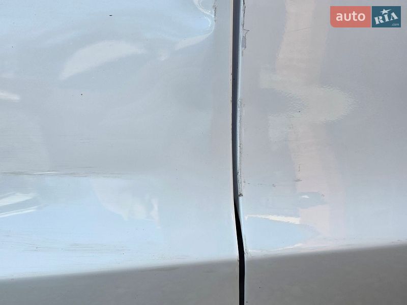 Седан Tesla Model 3 2021 в Львове