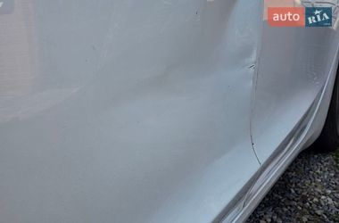 Седан Tesla Model 3 2021 в Львове