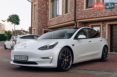 Tesla Model 3  2023
