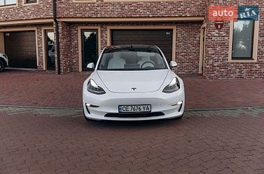 Седан Tesla Model 3 2023 в Киеве