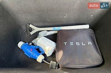 Седан Tesla Model 3 2021 в Києві
