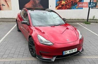 tesla model-3 2022 в Львов от профессионального продавца 