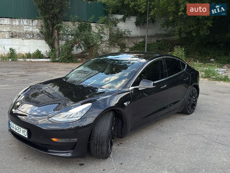 Tesla Model 3 2018 Tesla Model 3 2018