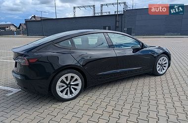 Седан Tesla Model 3 2022 в Івано-Франківську