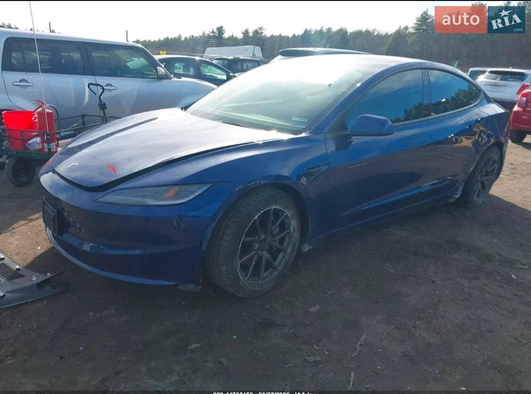 2025 Tesla Model 3 - мініатюра 4