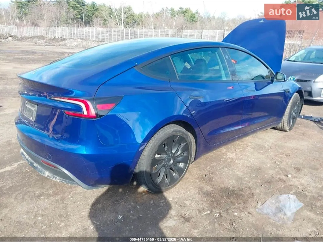 2025 Tesla Model 3 - мініатюра 5