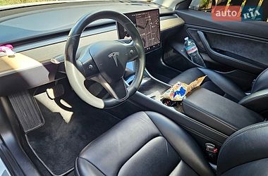 Tesla Model 3  2018