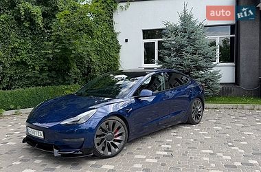 Седан Tesla Model 3 2021 в Києві