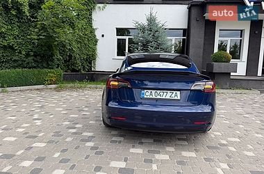 Седан Tesla Model 3 2021 в Києві