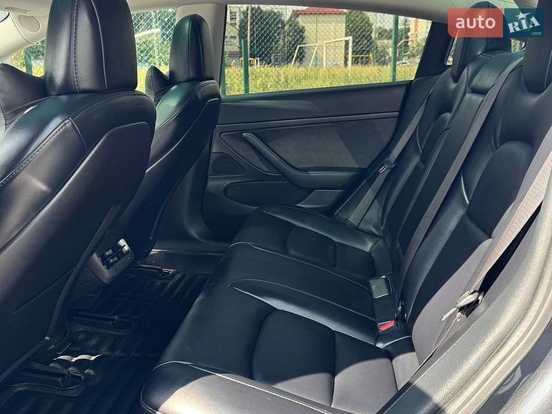 Седан Tesla Model 3 2020 в Жовкве фото 22 Седан Tesla Model 3 2020 в Жовкве