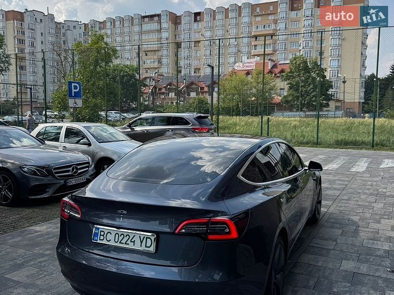 Седан Tesla Model 3 2020 в Жовкве фото 42 Седан Tesla Model 3 2020 в Жовкве