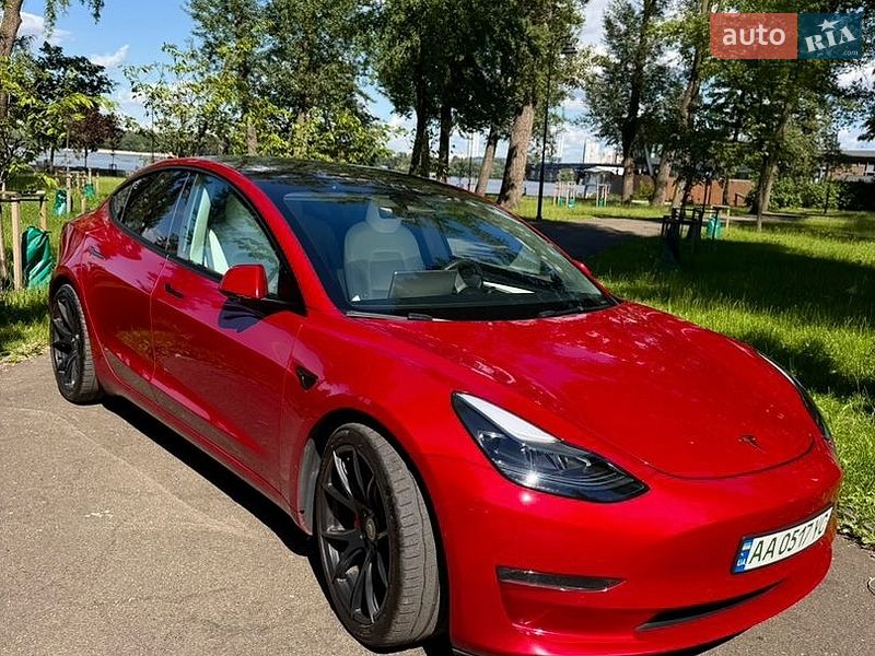 Tesla Model 3 2022