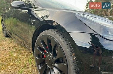 Седан Tesla Model 3 2022 в Полтаві