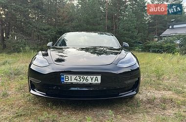 Седан Tesla Model 3 2022 в Полтаві
