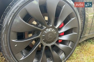 Седан Tesla Model 3 2022 в Полтаві
