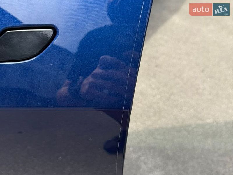 Седан Tesla Model 3 2023 в Києві
