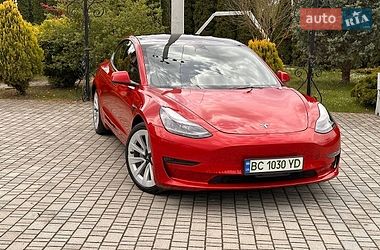 Tesla Model 3  2023
