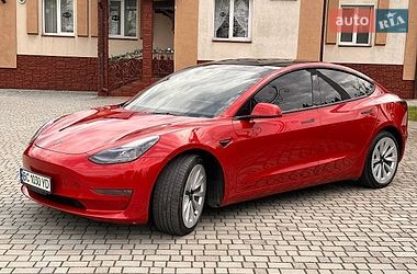 Седан Tesla Model 3 2023 в Самборі