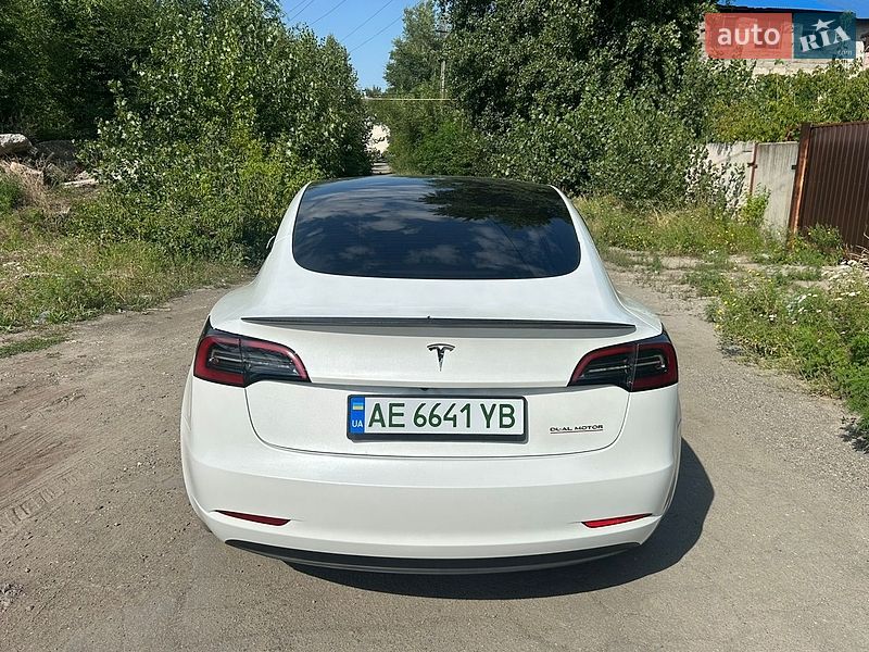 Седан Tesla Model 3 2023 в Днепре фото 3 Седан Tesla Model 3 2023 в Днепре