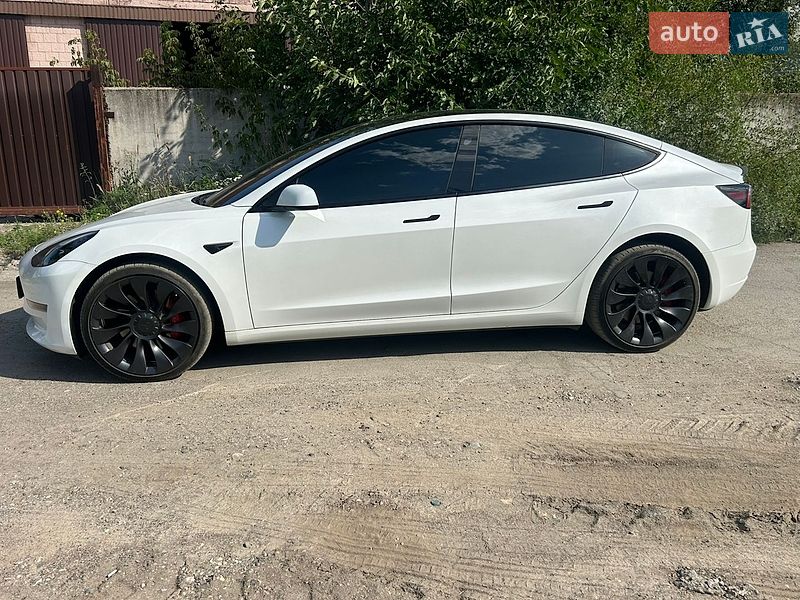 Седан Tesla Model 3 2023 в Днепре фото 4 Седан Tesla Model 3 2023 в Днепре