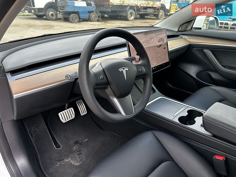 Седан Tesla Model 3 2023 в Днепре фото 10 Седан Tesla Model 3 2023 в Днепре
