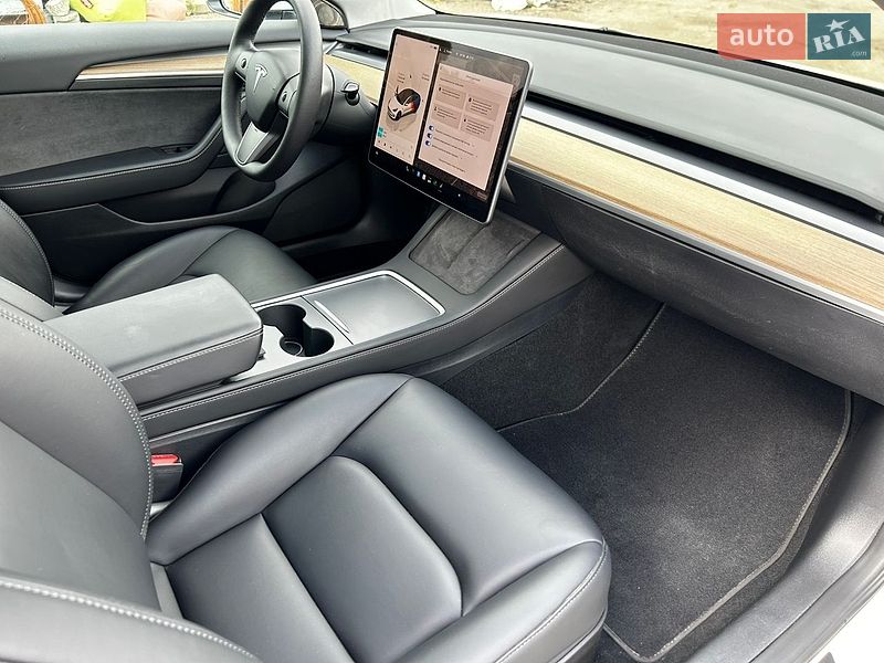 Седан Tesla Model 3 2023 в Днепре фото 16 Седан Tesla Model 3 2023 в Днепре