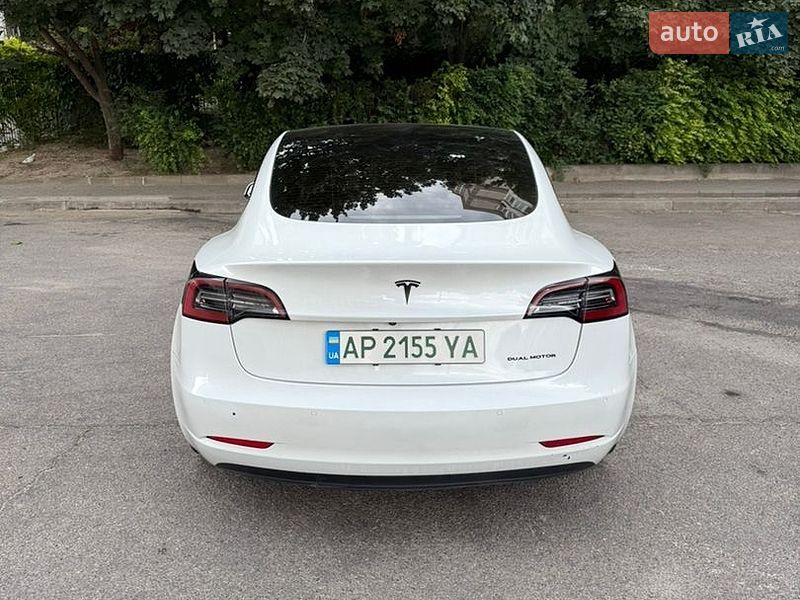 Седан Tesla Model 3 2021 в Запоріжжі
