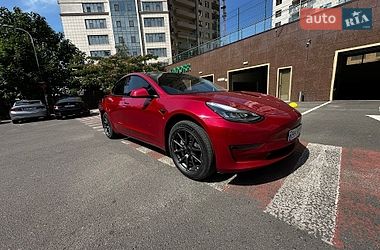 Седан Tesla Model 3 2018 в Одесі