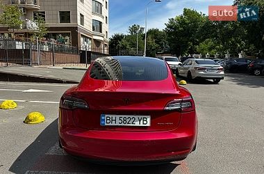 Седан Tesla Model 3 2018 в Одесі