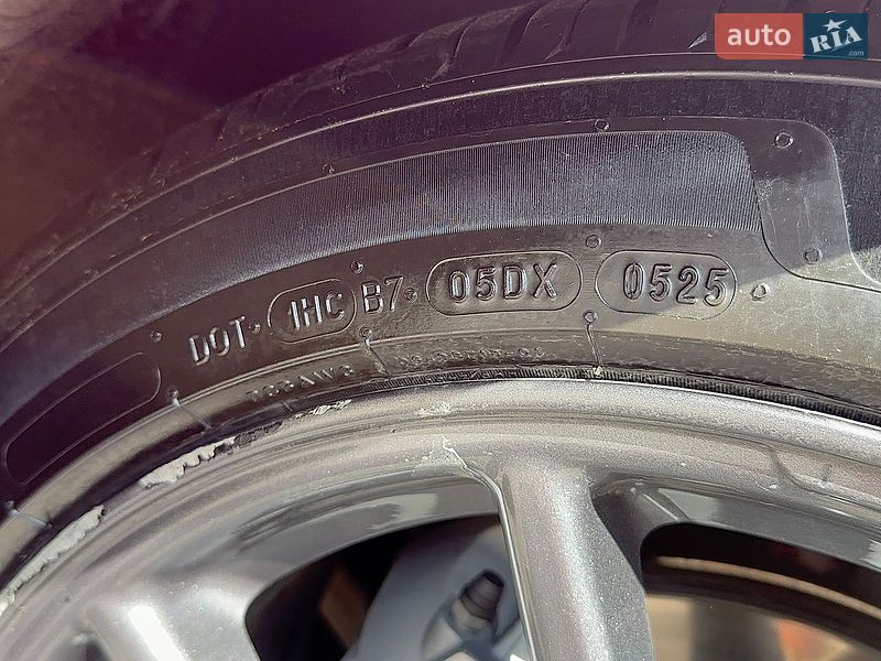 Седан Tesla Model 3 2018 в Одесі