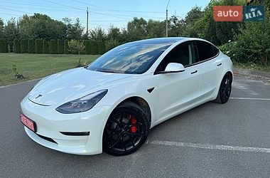 Tesla Model 3  2023