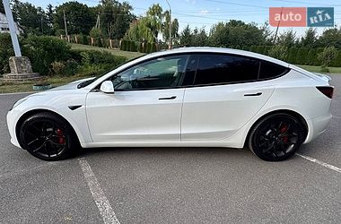 Седан Tesla Model 3 2023 в Киеве