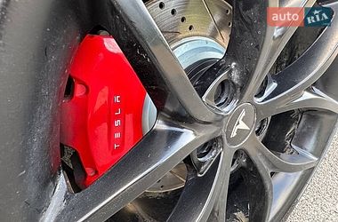 Седан Tesla Model 3 2023 в Киеве