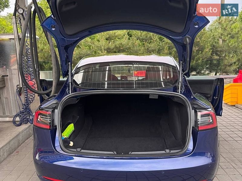 Седан Tesla Model 3 2018 в Львові фото 8 Седан Tesla Model 3 2018 в Львові