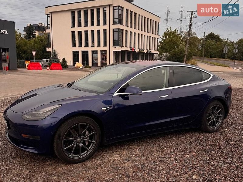 Седан Tesla Model 3 2018 в Львові фото 5 Седан Tesla Model 3 2018 в Львові