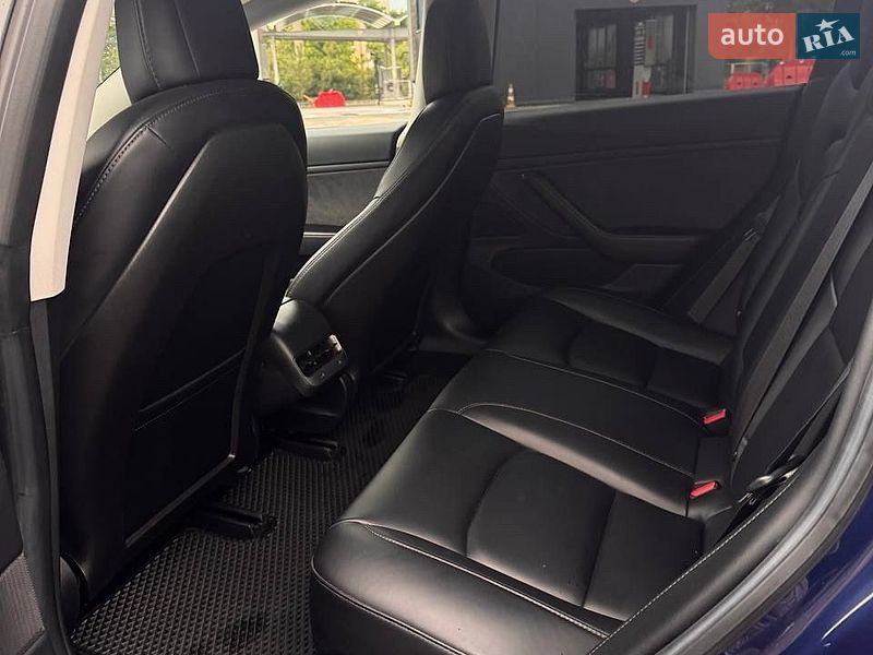 Седан Tesla Model 3 2018 в Львові фото 12 Седан Tesla Model 3 2018 в Львові