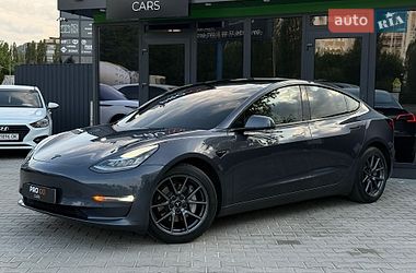 Седан Tesla Model 3 2022 в Києві