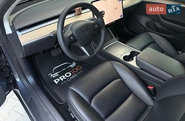 Седан Tesla Model 3 2022 в Києві