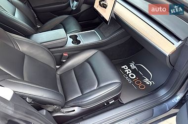 Седан Tesla Model 3 2022 в Києві