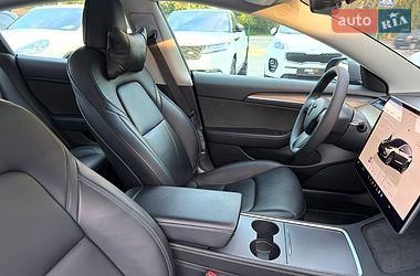 Седан Tesla Model 3 2022 в Києві