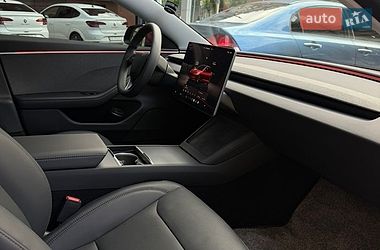Седан Tesla Model 3 2025 в Днепре