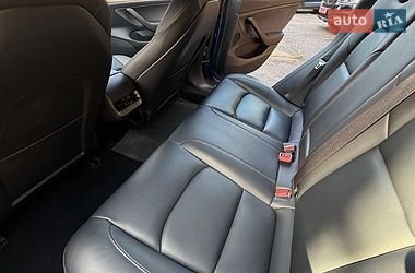 Седан Tesla Model 3 2023 в Харкові