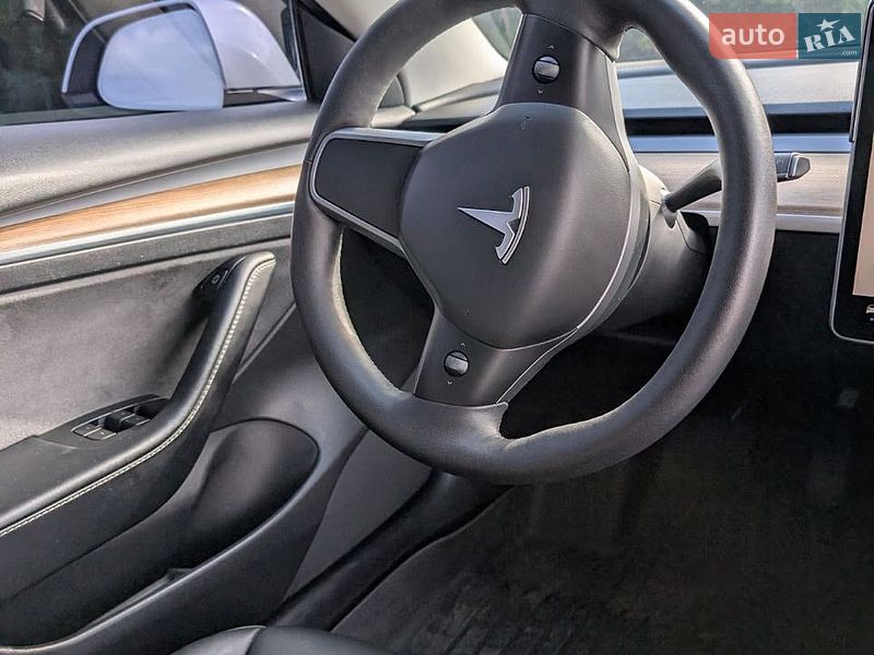 Седан Tesla Model 3 2022 в Львові фото 7 Седан Tesla Model 3 2022 в Львові