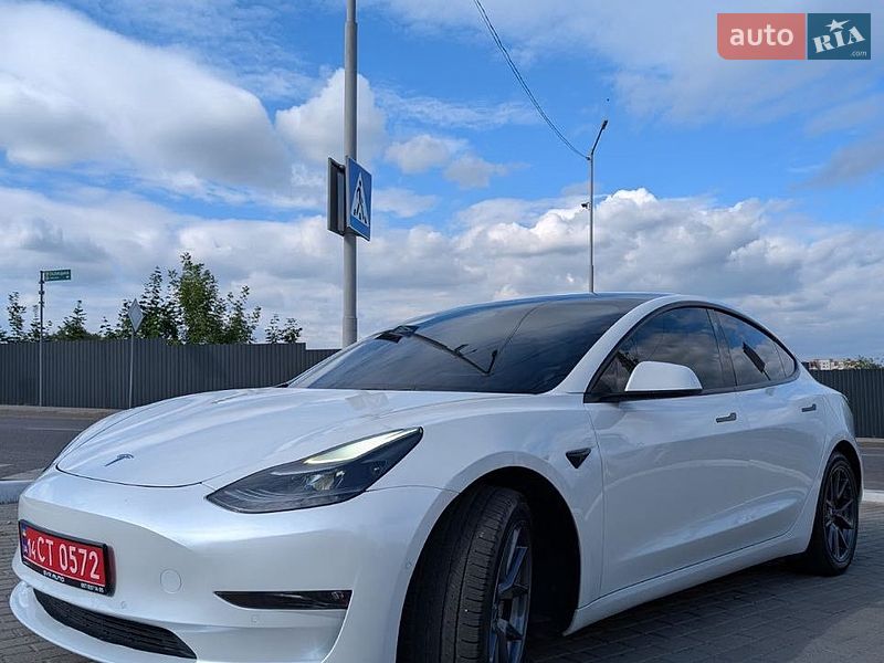 Седан Tesla Model 3 2022 в Львові фото 3 Седан Tesla Model 3 2022 в Львові