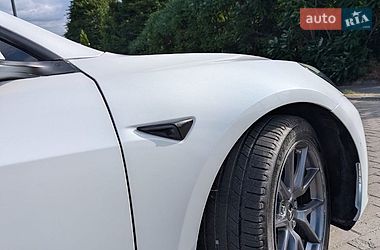 Седан Tesla Model 3 2022 в Львові фото 13 Седан Tesla Model 3 2022 в Львові